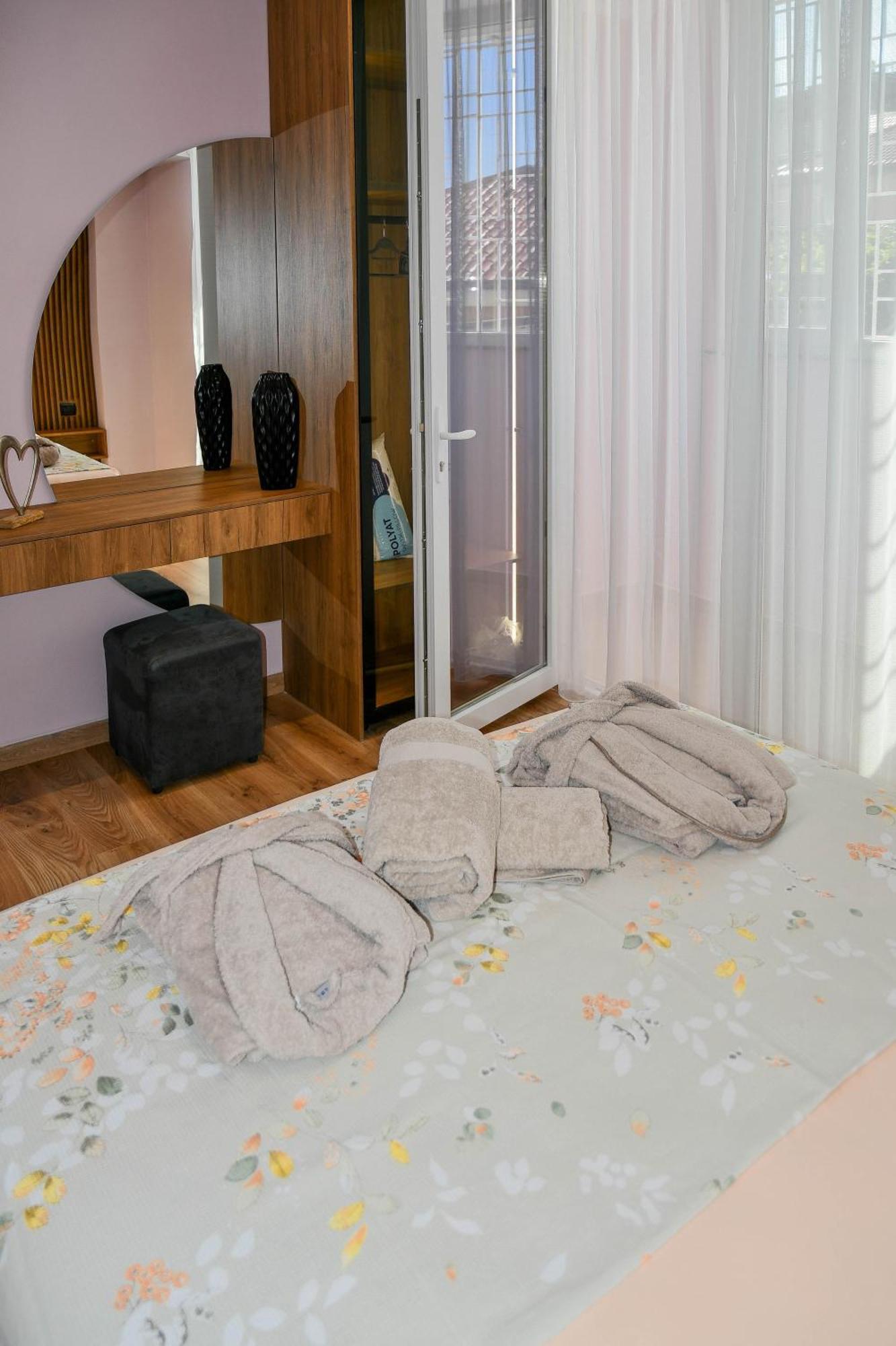 Hata Luxury Apartments Shkodra Kültér fotó