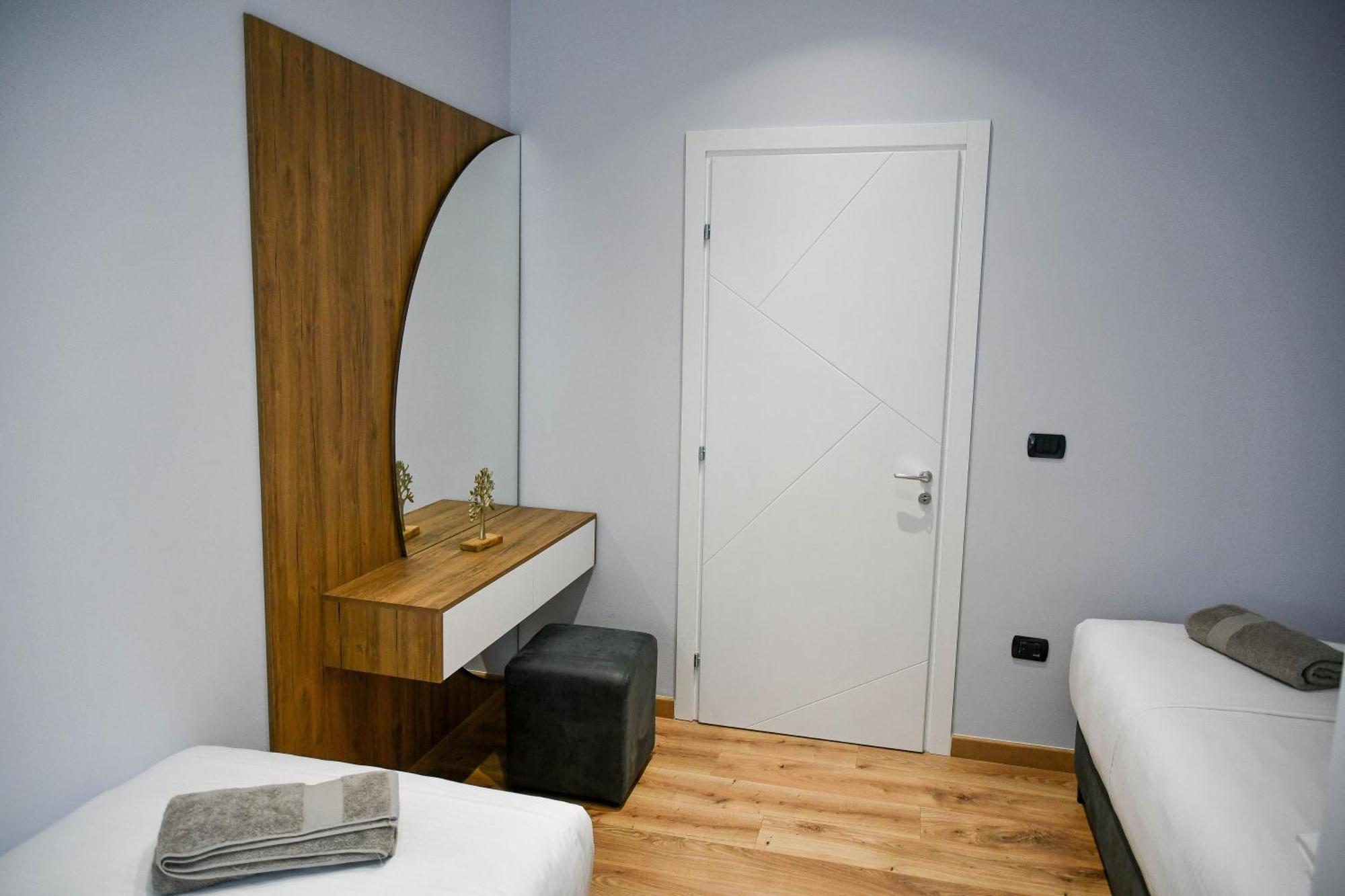 Hata Luxury Apartments Shkodra Kültér fotó